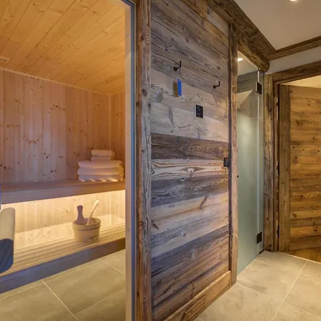Vistas Luxurious Chalet With Jacuzzi 아파트 베르비에