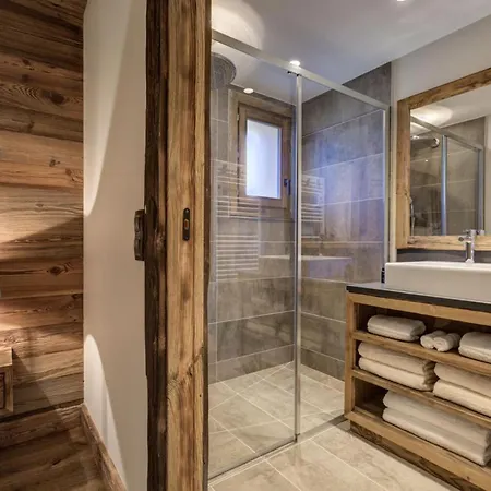 Vistas Luxurious Chalet With Jacuzzi *