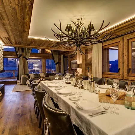 Vistas Luxurious Chalet With Jacuzzi Apartment *